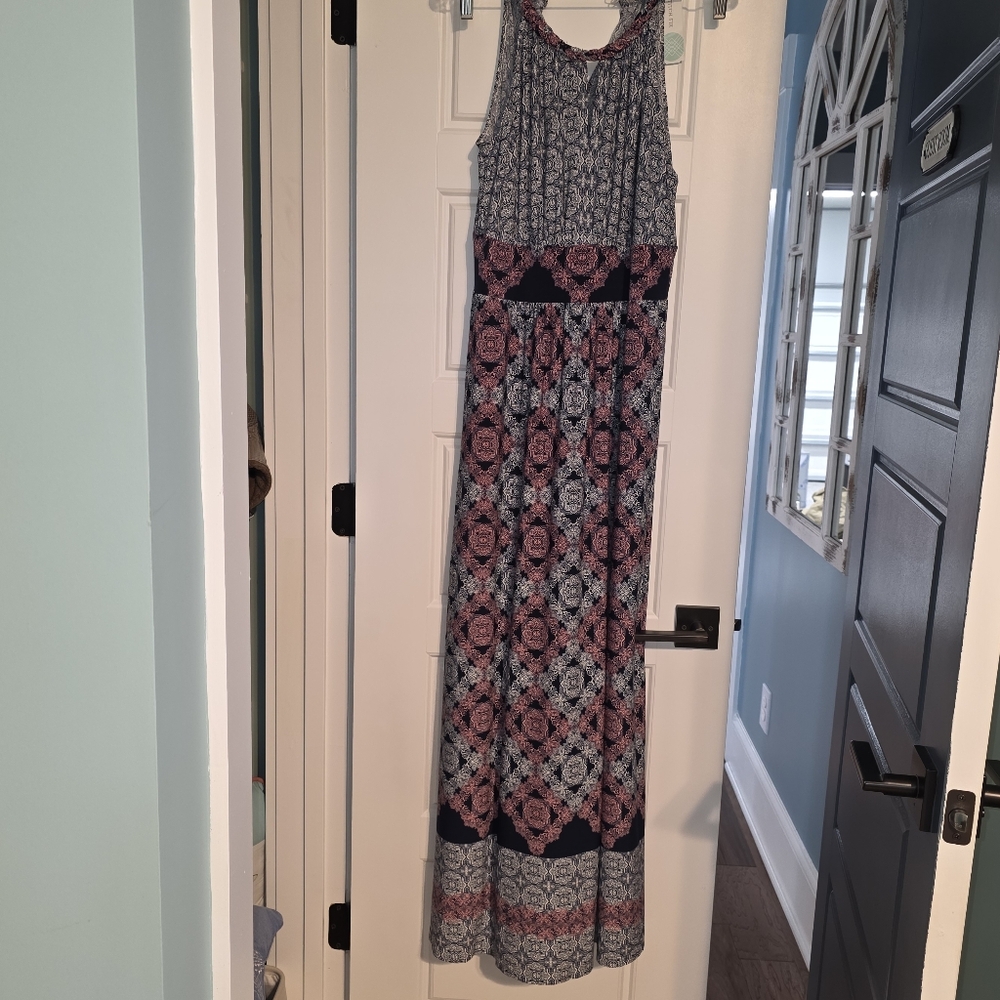 Sleeveless Printed Maxi Dress in Navy and Rose